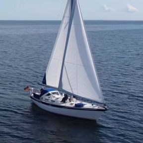 We‘re spending our Easter weekend doing some boat projects for the upcoming season🐰🛠️ But we can‘t wait for this…⛵️  #sailing #letsexplore #tridentmarine #warrior40 #sailinginstagram #letsgo #balticsea #sailboat #sailboatlife #sailorslife #boatlife #slowtravel